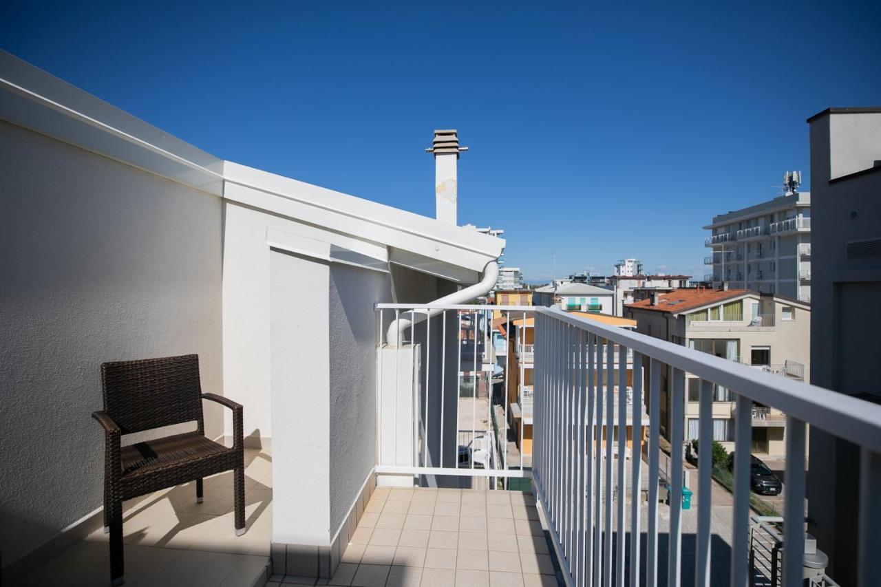 Hotel Boston 3 Stelle Superior Frontemare Lido di Jesolo Exteriér fotografie