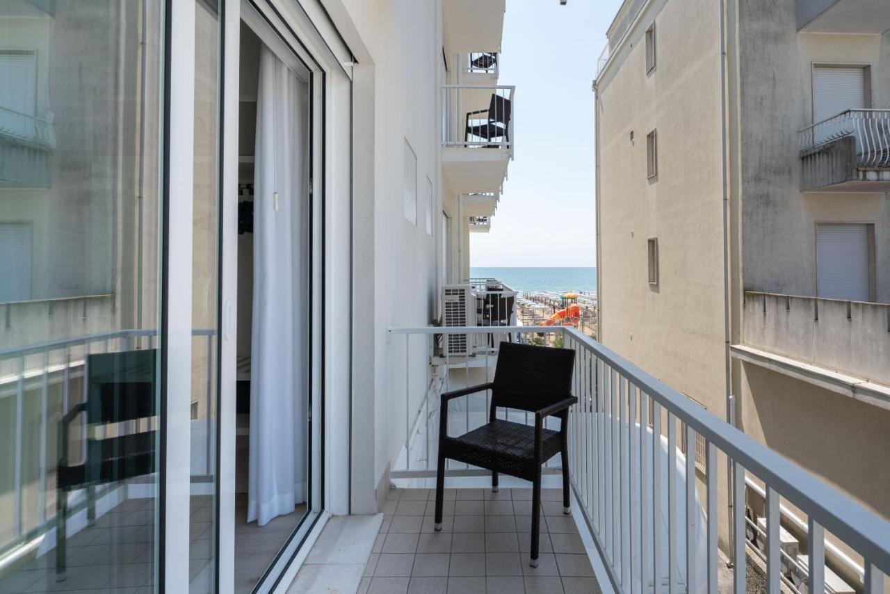 Hotel Boston 3 Stelle Superior Frontemare Lido di Jesolo Exteriér fotografie