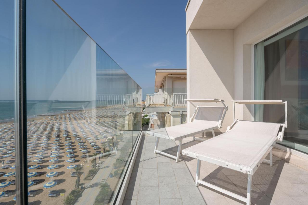 Hotel Boston 3 Stelle Superior Frontemare Lido di Jesolo Exteriér fotografie