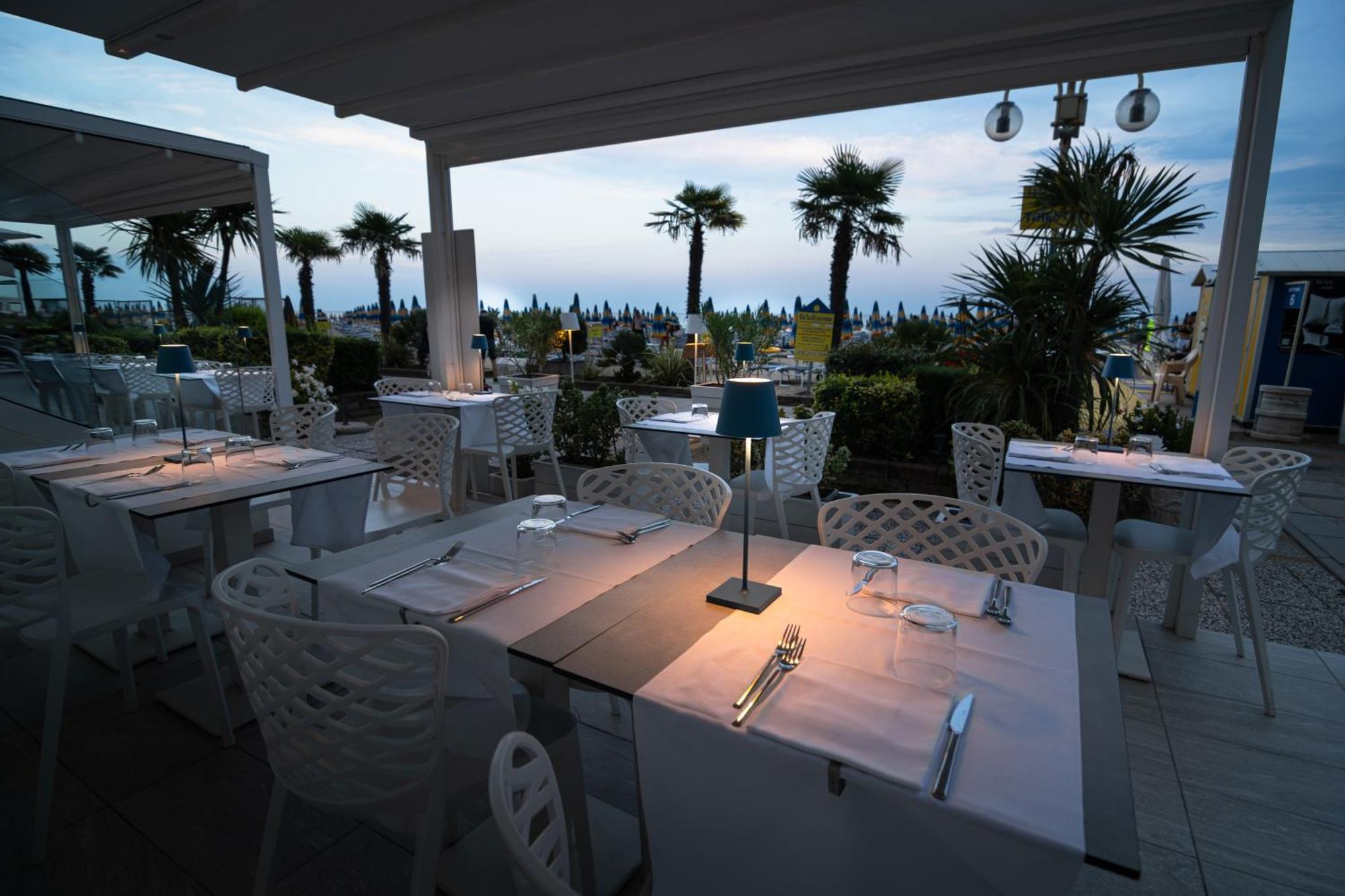 Hotel Boston 3 Stelle Superior Frontemare Lido di Jesolo Exteriér fotografie